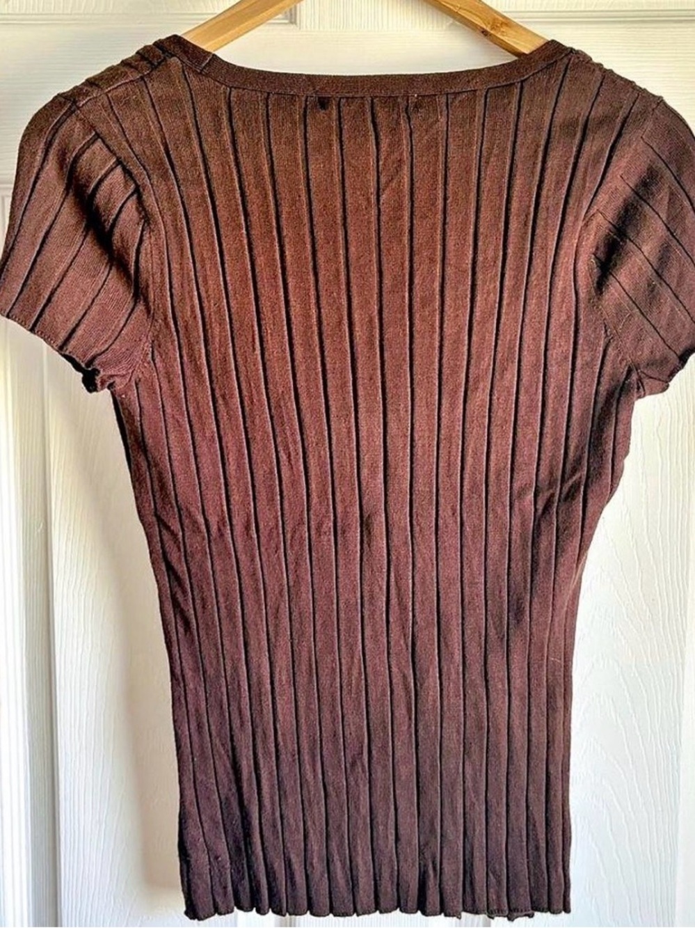 Y2K Brown Ribbed Fitted Shirt with Grommet Detail - Picture 2 of 6